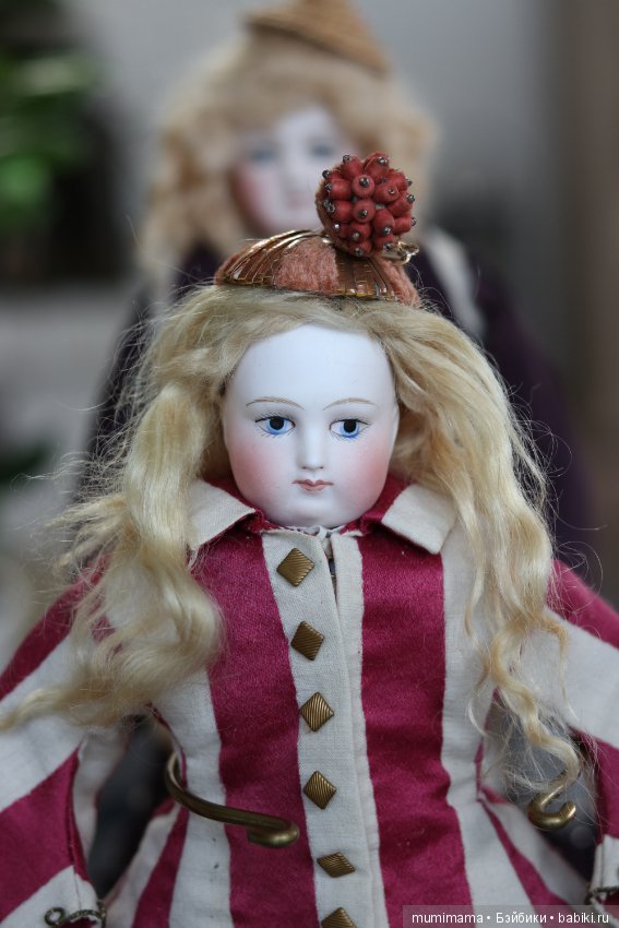 Прелестные ранние антикварные француженки - модницы от François Gaultier