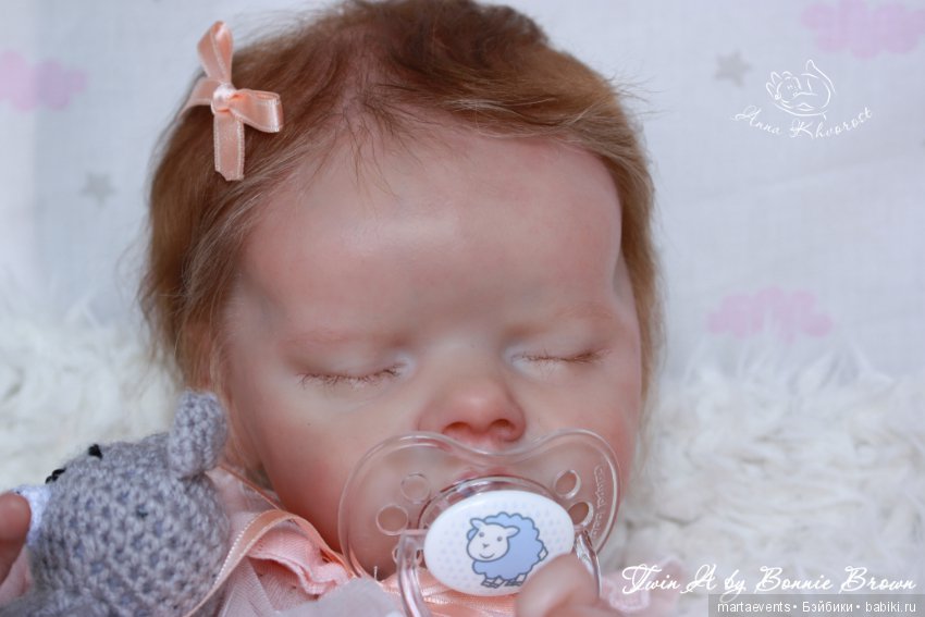 Малышка Twin A от скульптора Bonnie Brown