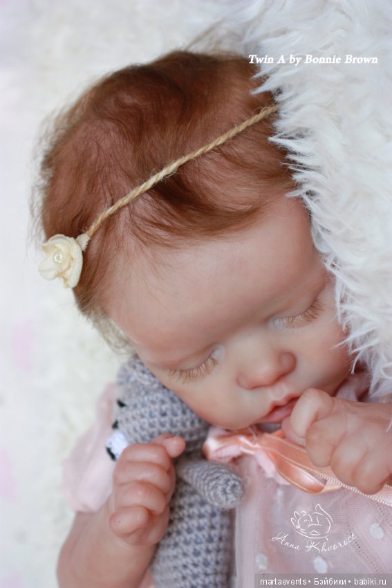 Малышка Twin A от скульптора Bonnie Brown