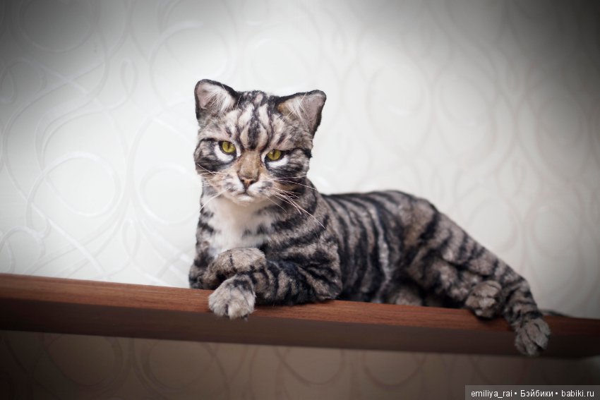 Полосатая кошечка. Реалистичная игрушка (фото 5)