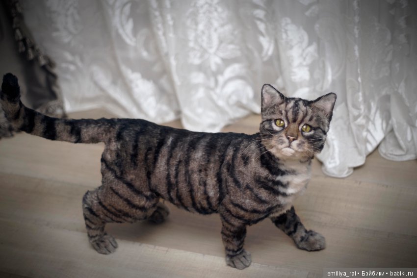 Полосатая кошечка. Реалистичная игрушка (фото 10)