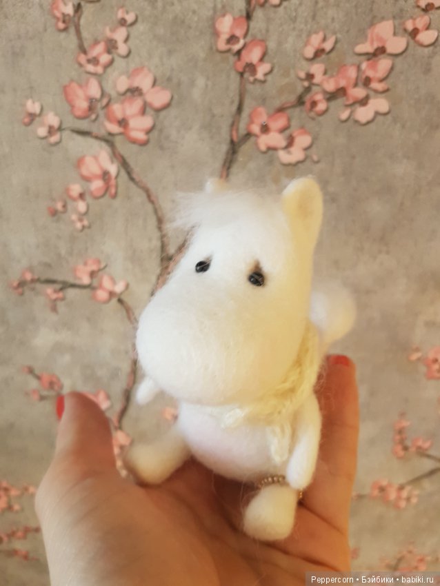 Муми тролльчики на лавочке (фото 4)