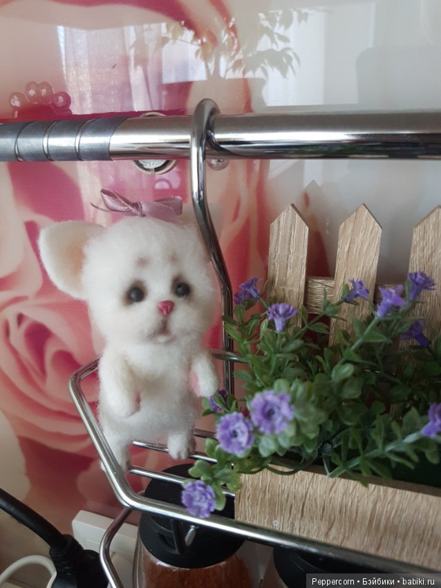 Муми тролльчики на лавочке