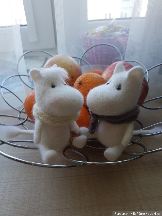 Муми тролльчики на лавочке (фото 9)