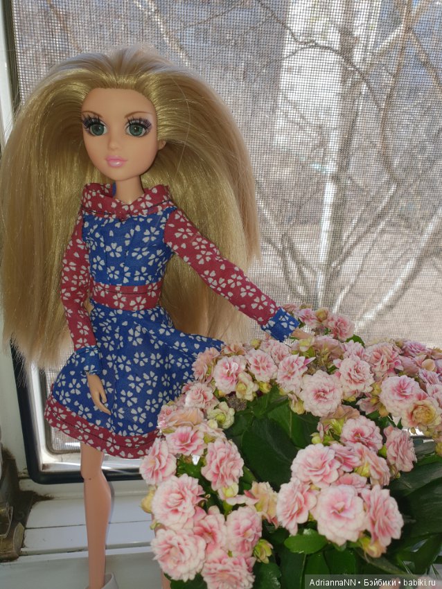 Девочка с цветами — Куклы Bratz (Братц) и Moxie Girlz: MGA
