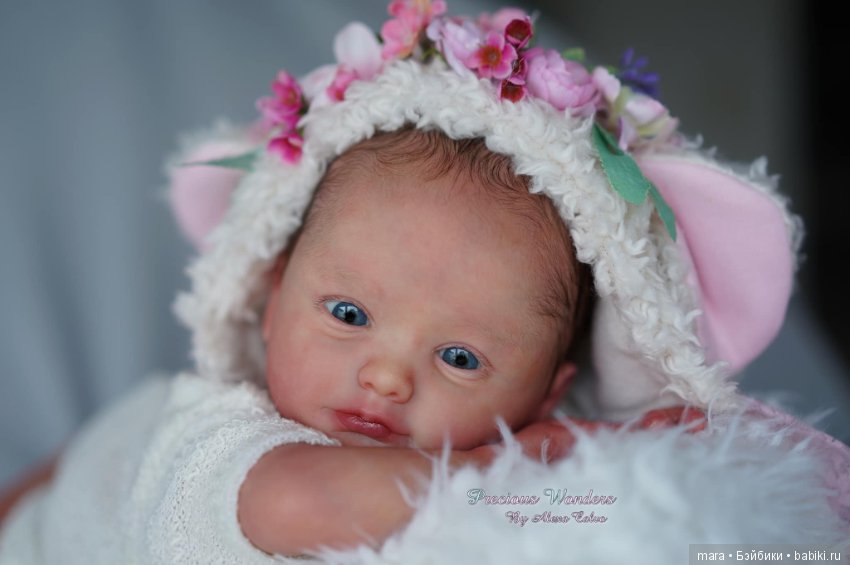 Sparrow скульптора Mayra Garza, автор куклы Alexa Calvo