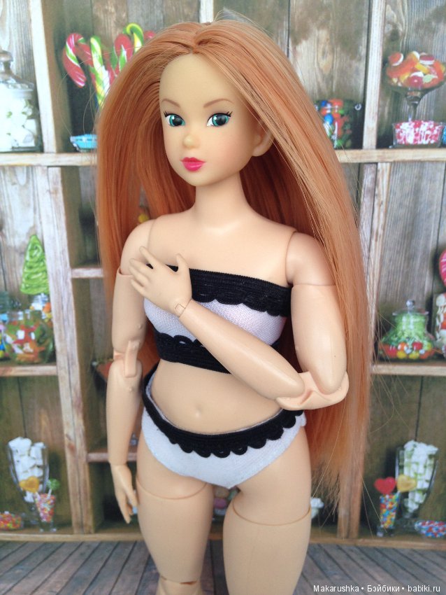 Юка. Момоко на йоге пышке (фото 5)