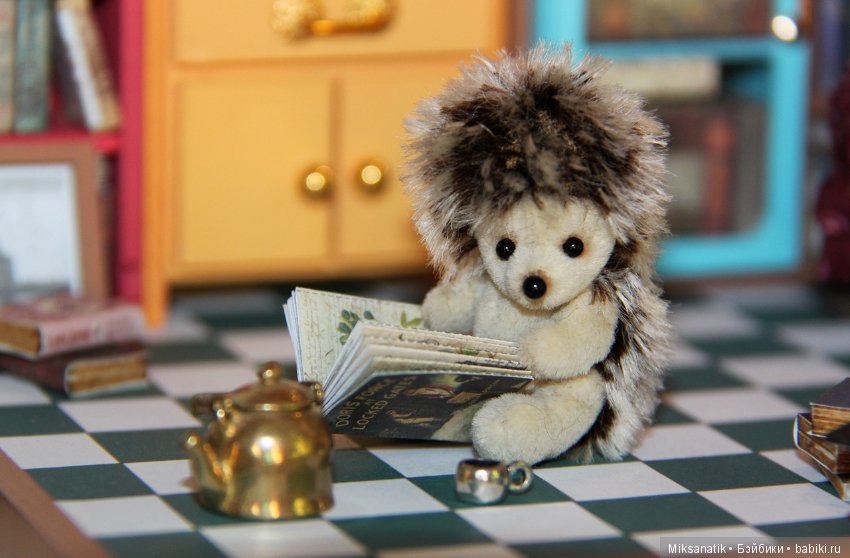 Миниатюрные книги и зверята