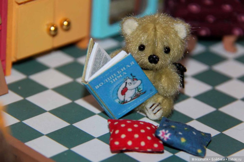 Миниатюрные книги и зверята