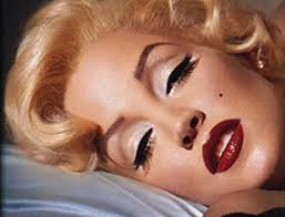 Мэрилин Монро - красивая и таинственная легенда Голливуда