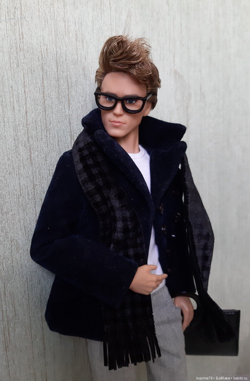 Николас. Красив. Одинок. Самодостаточен