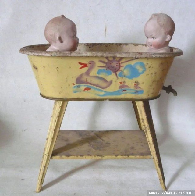 Кукольные уборные — Антикварные игрушки и домики: елочные украшения (фото 8)