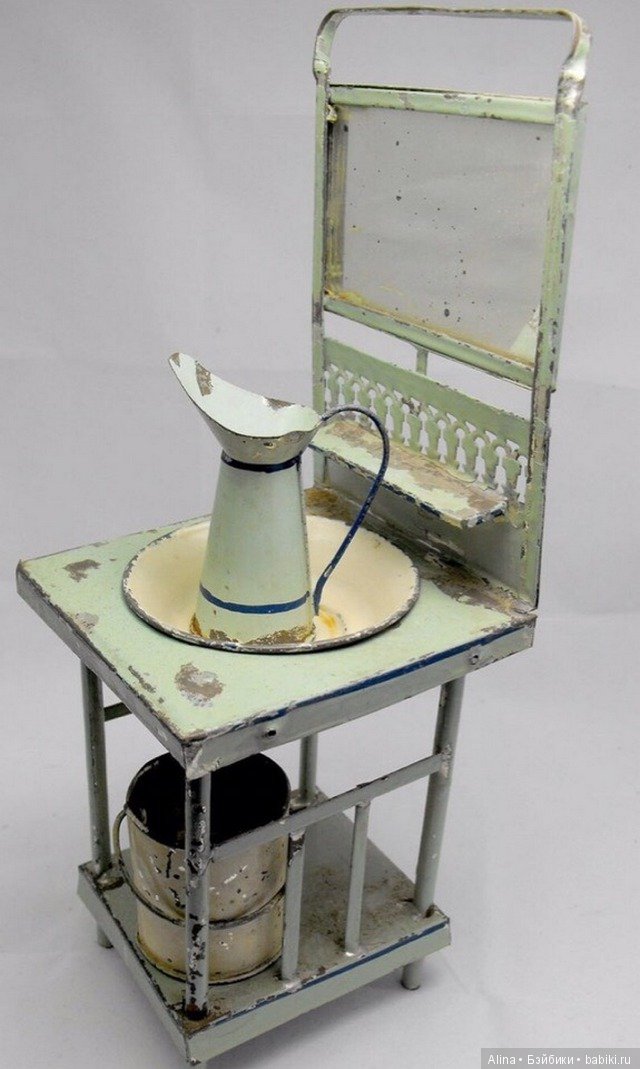 Кукольные уборные — Антикварные игрушки и домики: елочные украшения (фото 2)