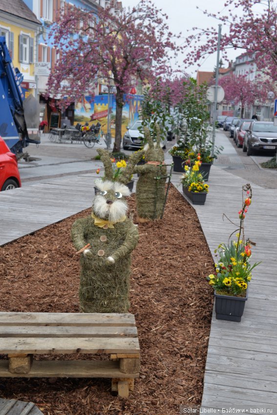 Весна и куколки Gabriele Müller на прогулке