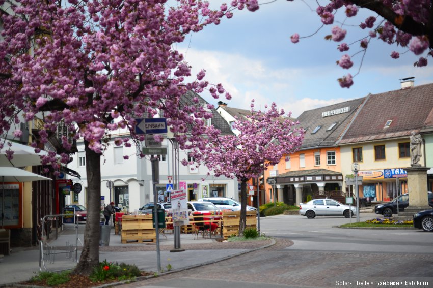 Весна и куколки Gabriele Müller на прогулке