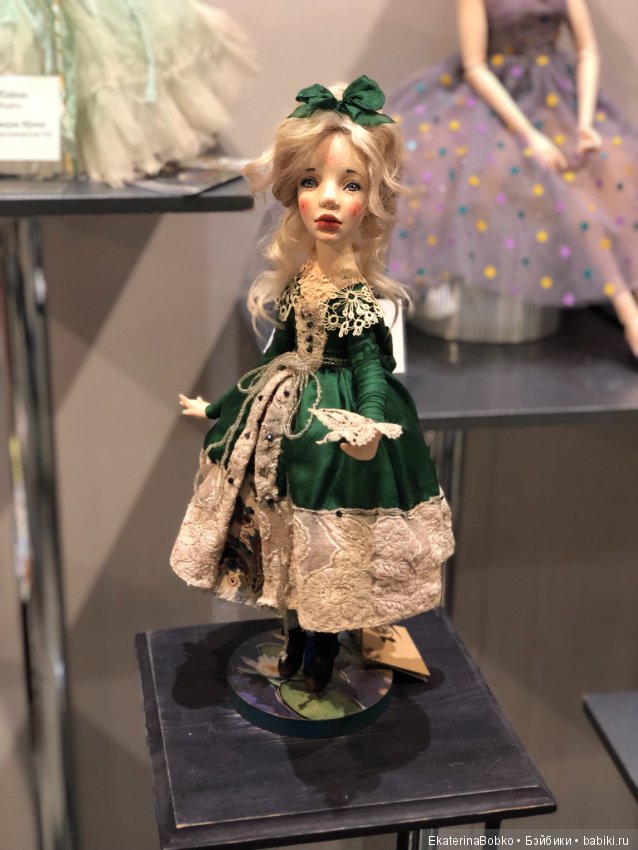 Выставка кукол в Гостином дворе Арт-апрель