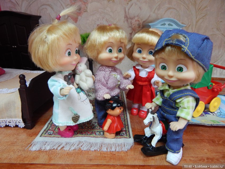 Для чего нужны игрушки — Куклы Маша и Медведь (Simba): Маша в кармашке (фото 4)