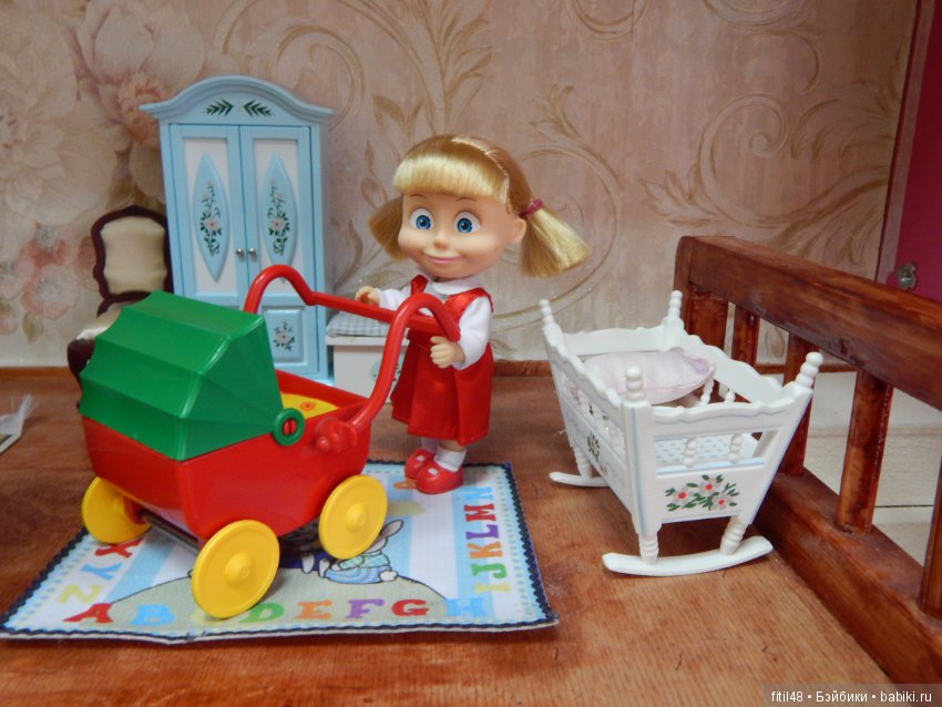 Для чего нужны игрушки — Куклы Маша и Медведь (Simba): Маша в кармашке (фото 10)