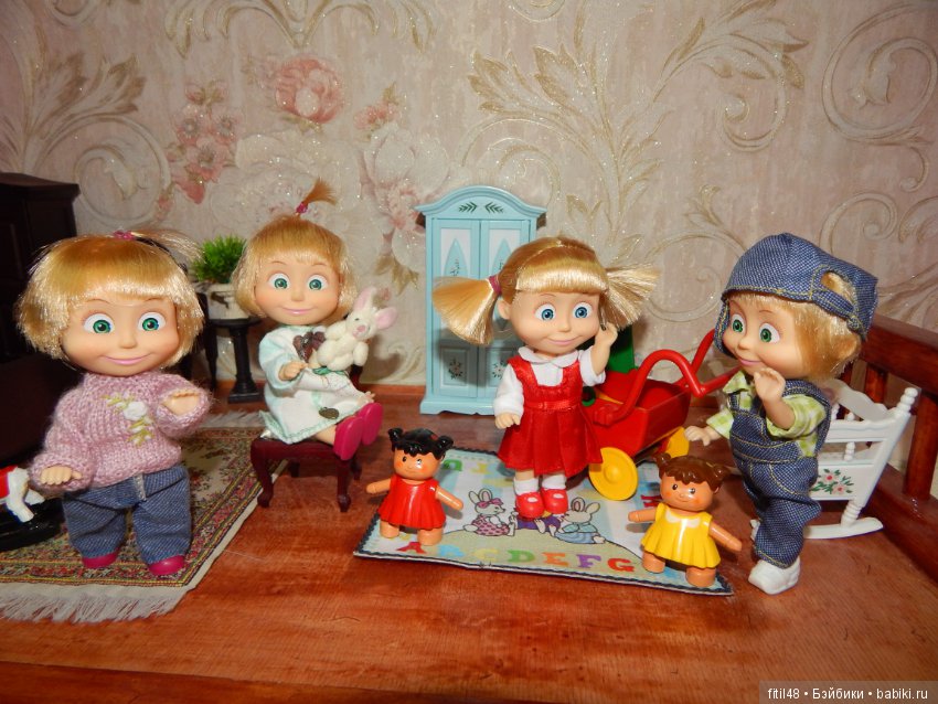 Для чего нужны игрушки — Куклы Маша и Медведь (Simba): Маша в кармашке