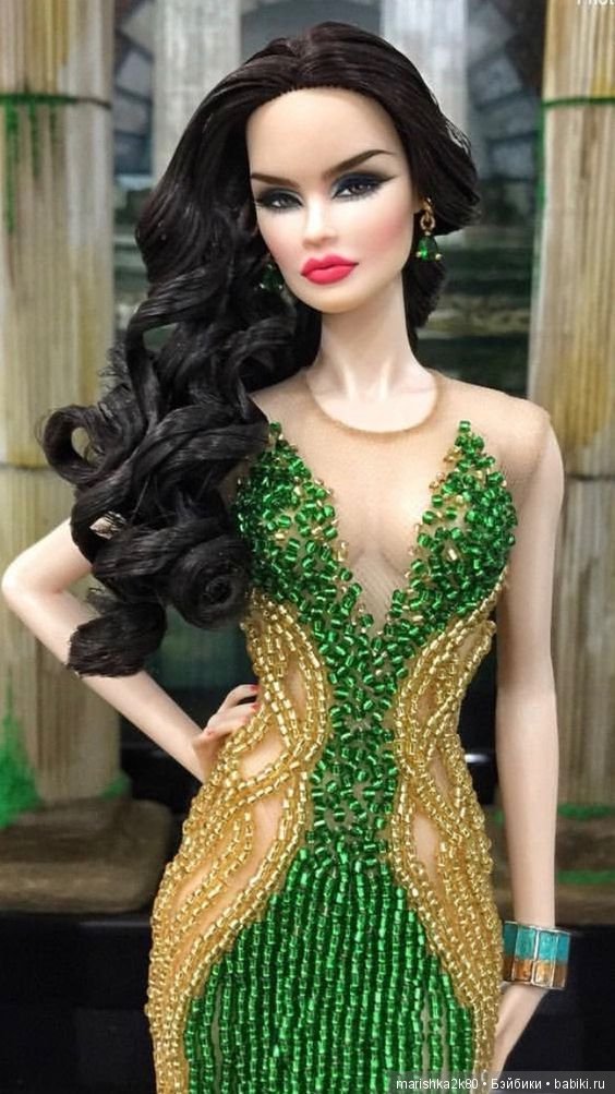 Красивые наряды кукол типа Барби. часть 1