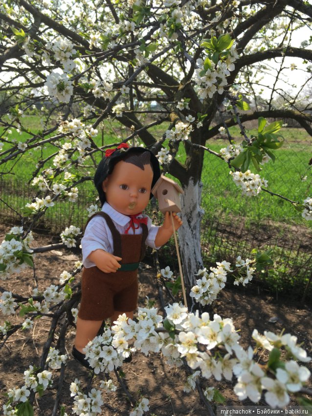 Весенние цветы и... скворечники! Или один день из жизни сорванцов Goebel