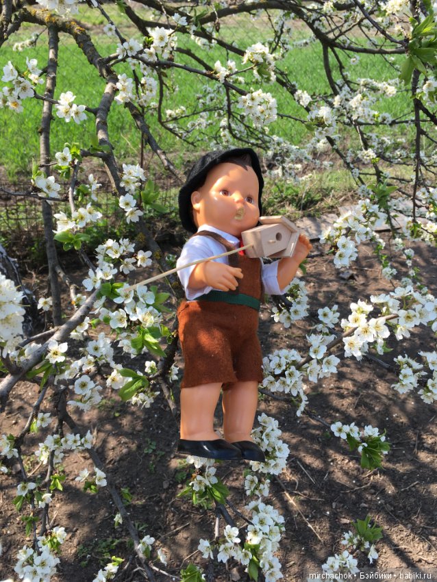 Весенние цветы и... скворечники! Или один день из жизни сорванцов Goebel