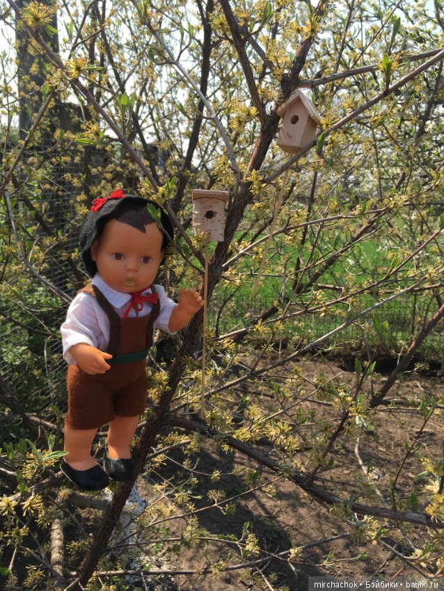 Весенние цветы и... скворечники! Или один день из жизни сорванцов Goebel