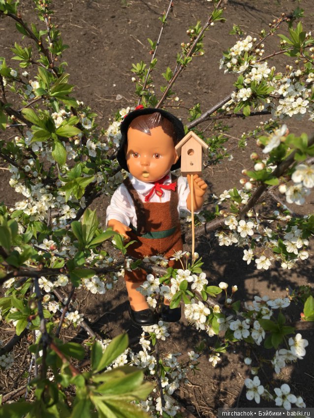 Весенние цветы и... скворечники! Или один день из жизни сорванцов Goebel