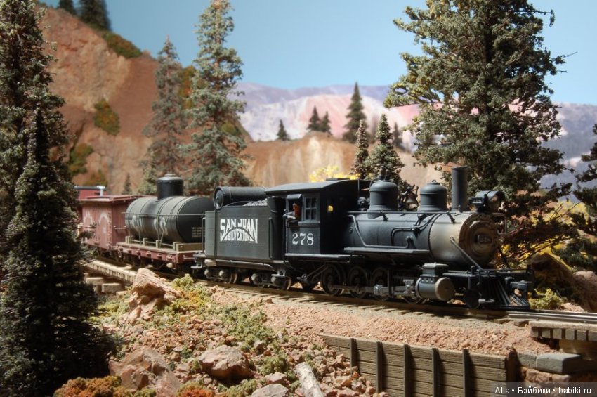 Железнодорожная диорама, горные ландшафты, железнодорожная станция в маленьком городке. Rick Huntrods (фото 3)