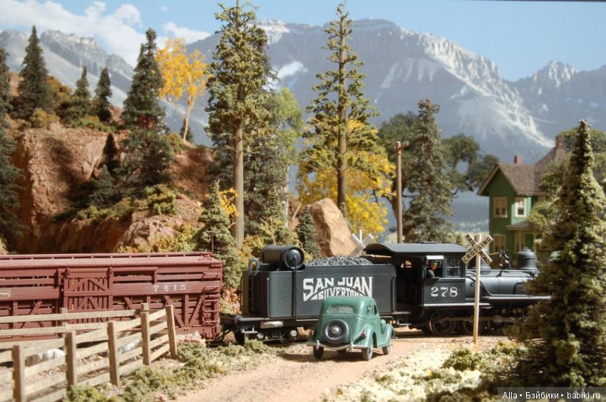 Железнодорожная диорама, горные ландшафты, железнодорожная станция в маленьком городке. Rick Huntrods (фото 6)