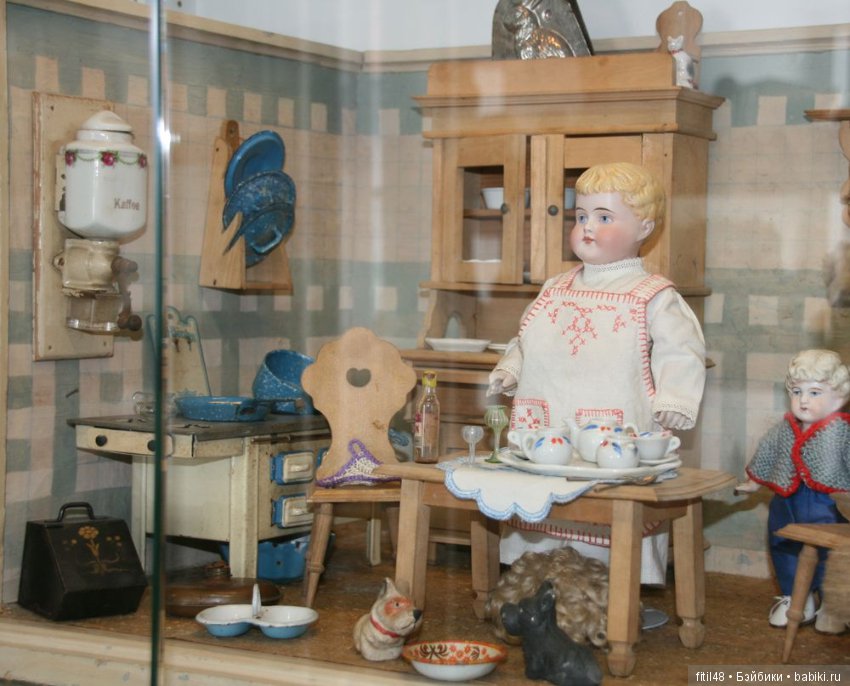 Частная коллекция старинных кукол