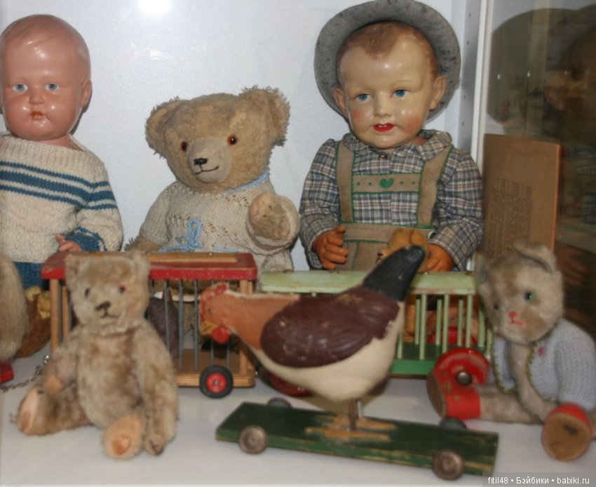 Частная коллекция старинных кукол