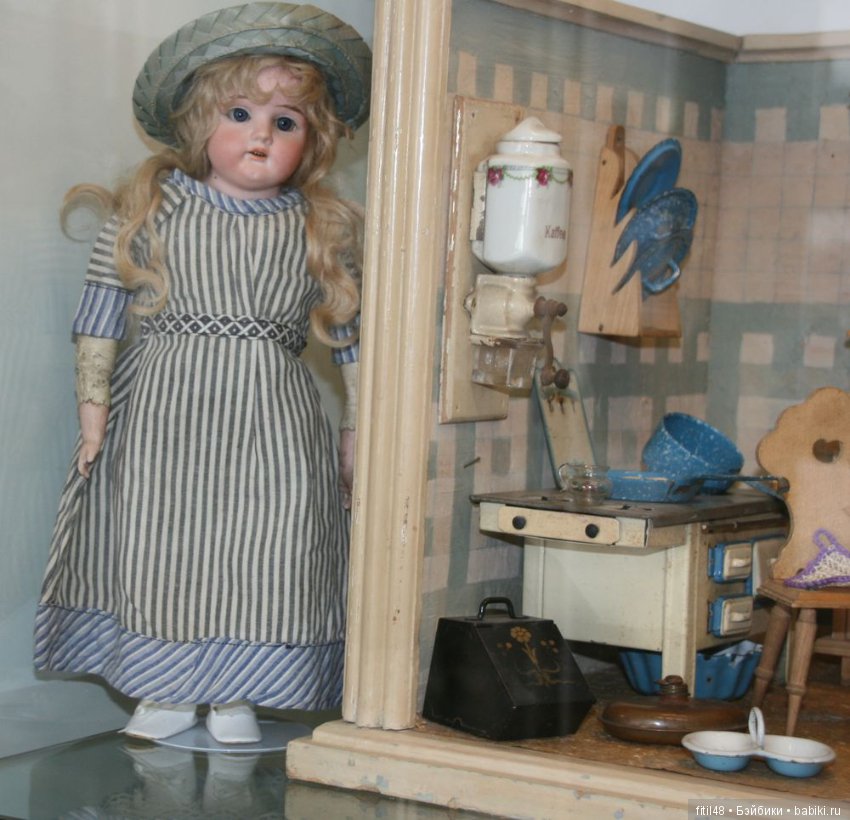 Частная коллекция старинных кукол