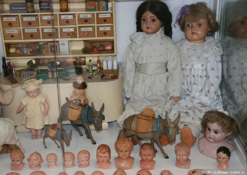 Частная коллекция старинных кукол