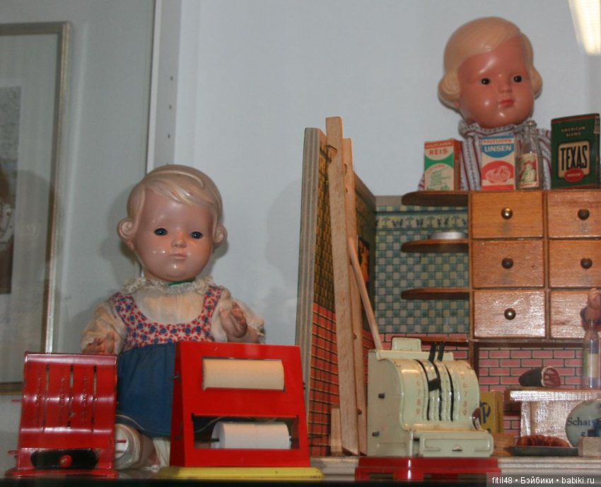 Частная коллекция старинных кукол