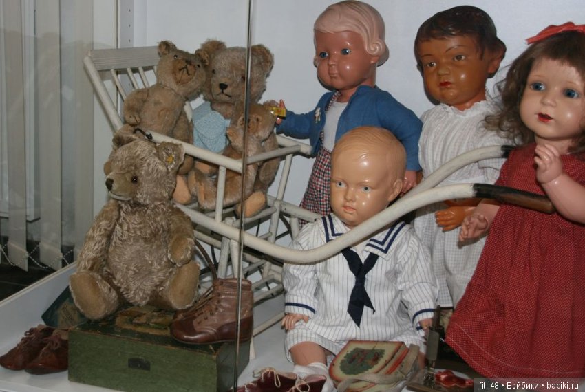 Частная коллекция старинных кукол