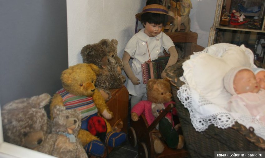 Частная коллекция старинных кукол