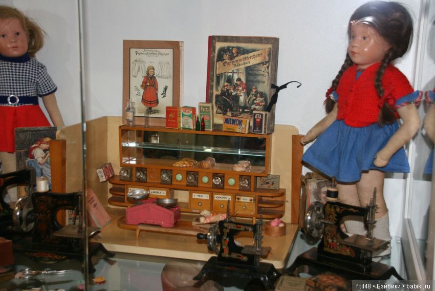 Частная коллекция старинных кукол