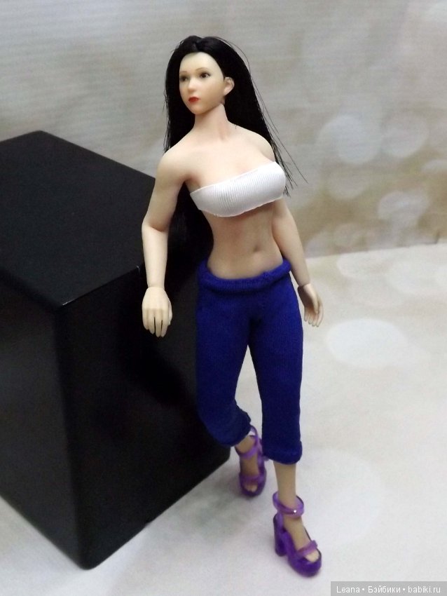 Малышка Фицен (примерка штанов) (фото 6)