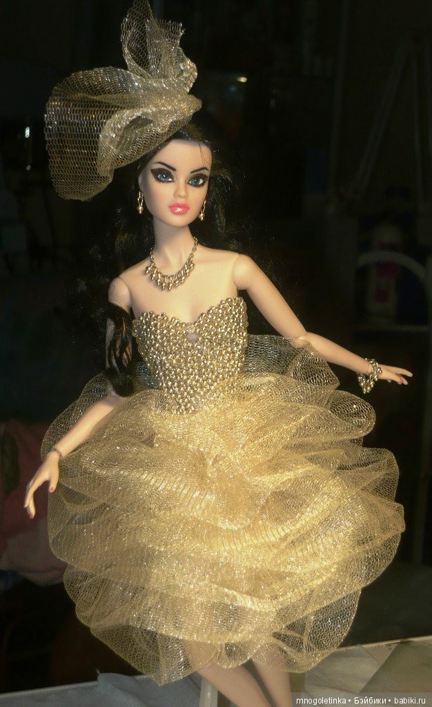 Бисер и хрусталь, корсеты (фото 3)