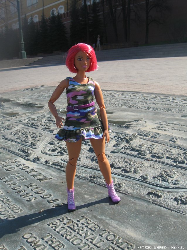 Район Камазовка. Ритка вышла погулять