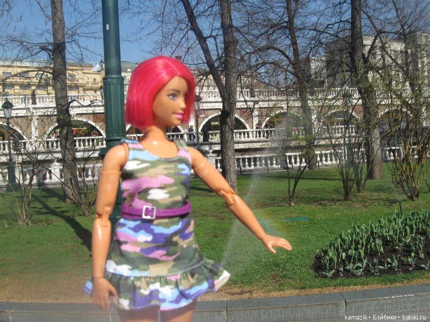 Район Камазовка. Ритка вышла погулять