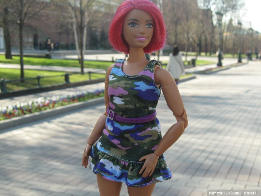 Район Камазовка. Ритка вышла погулять