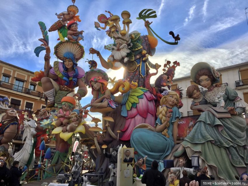 Праздник Лас-Файяс в Испании (фото 9)