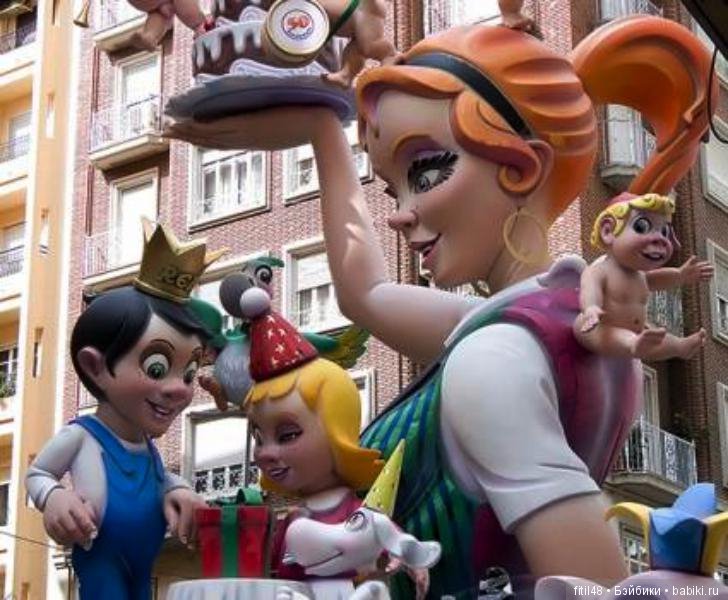 Праздник Лас-Файяс в Испании