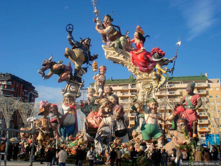 Праздник Лас-Файяс в Испании (фото 2)