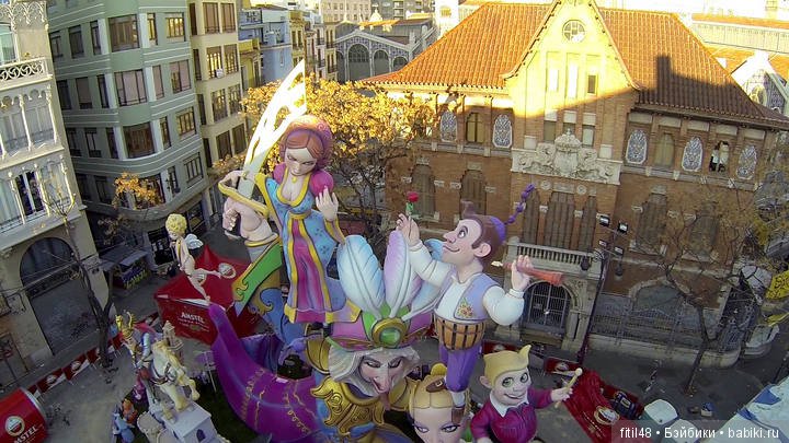 Праздник Лас-Файяс в Испании