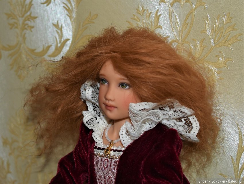 Новый паричок для Изабеллы