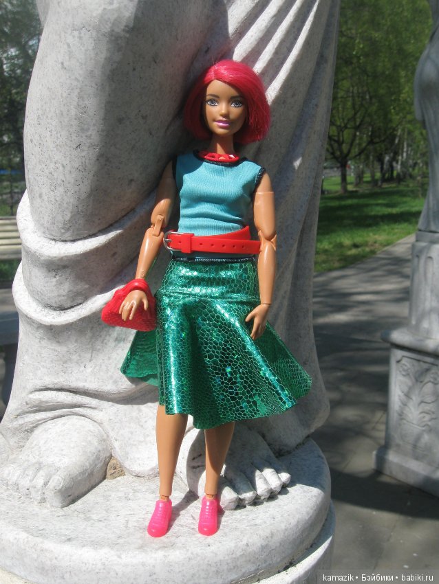 Район Камазовка. Мисс Ритка продолжает гулять (фото 4)