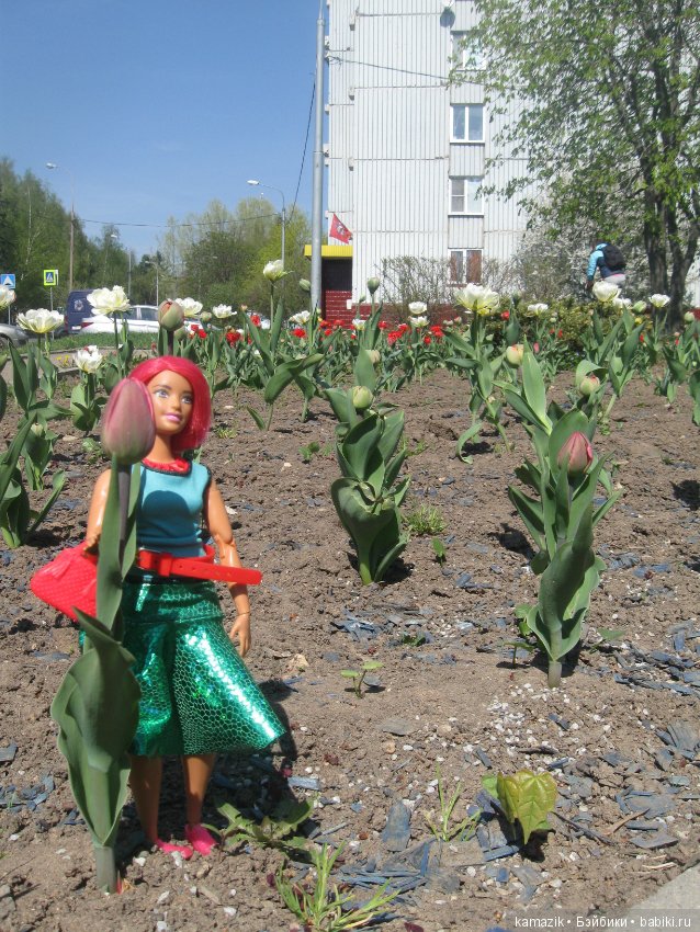 Район Камазовка. Мисс Ритка продолжает гулять